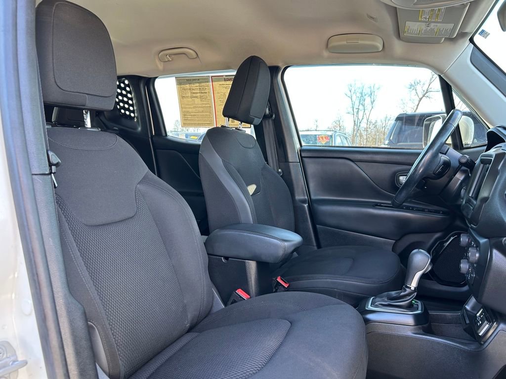 Certified 2018 Jeep Renegade Altitude image 22