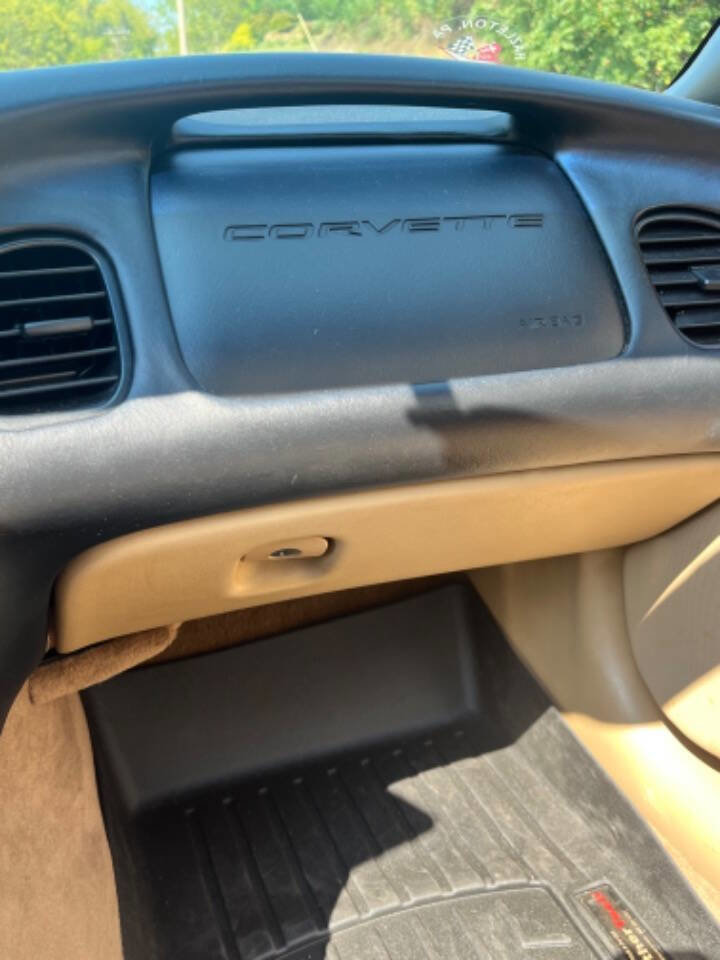 Used 1999 Chevrolet Corvette Convertible image 15