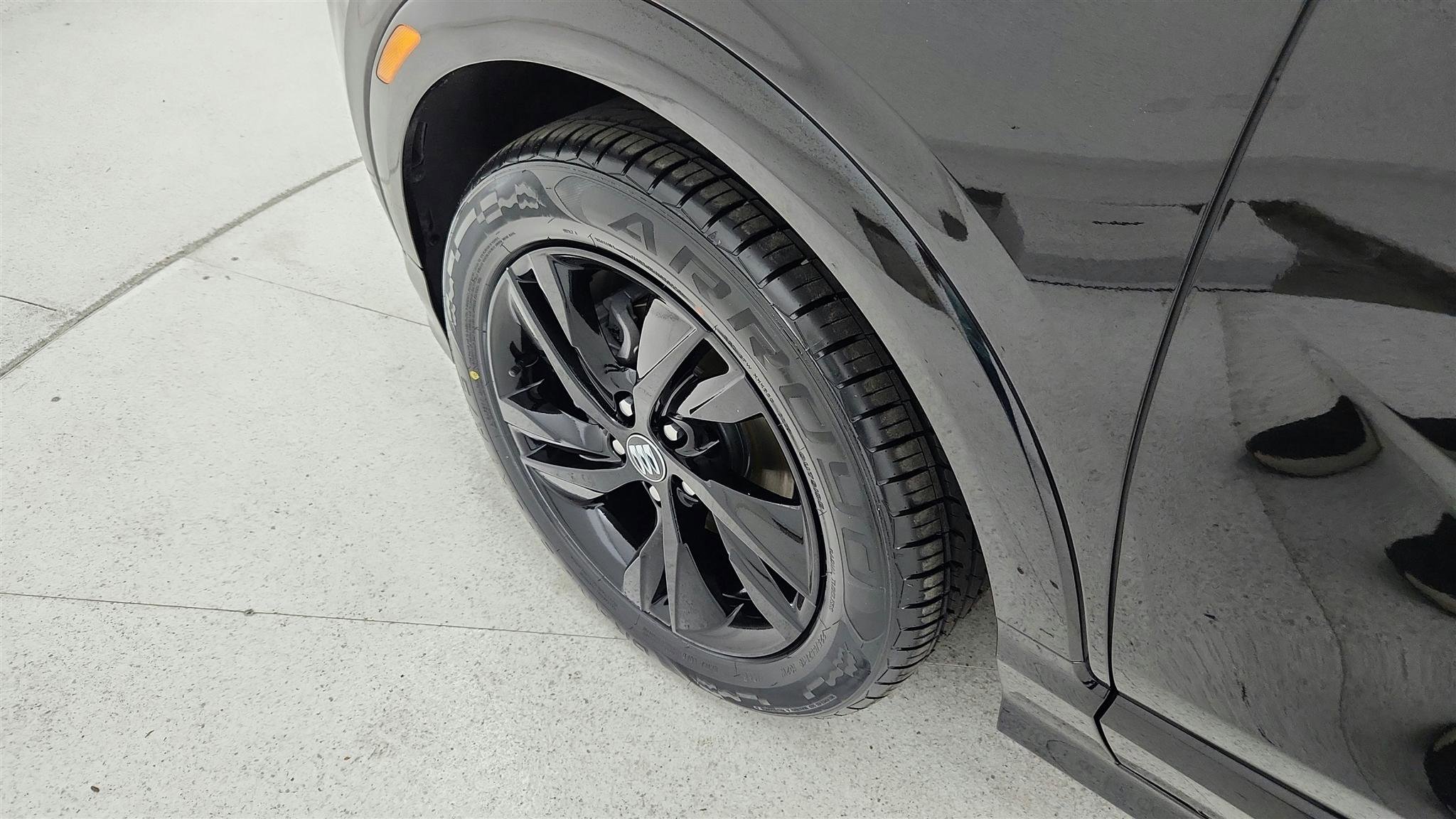 Used 2024 Buick Encore GX Sport Touring FWD image 25