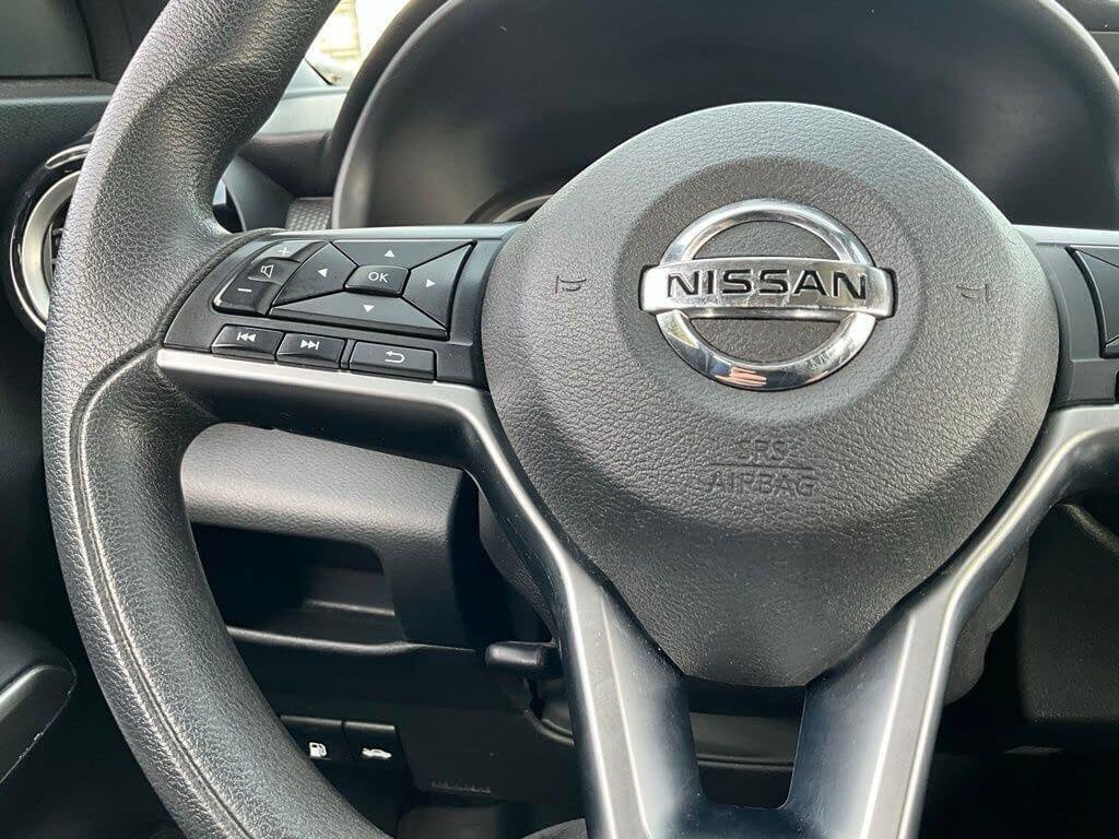 Used 2020 Nissan Kicks SV image 22
