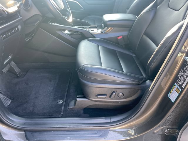 Used 2025 Kia Telluride S FWD image 9