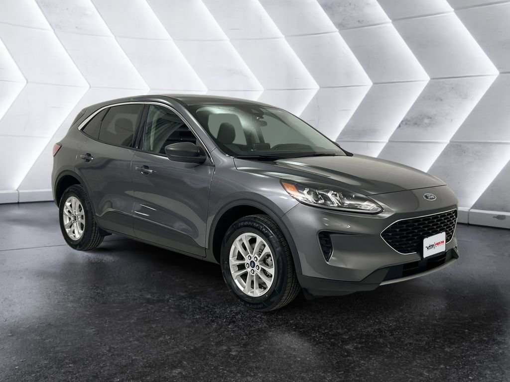 Used 2022 Ford Escape SE