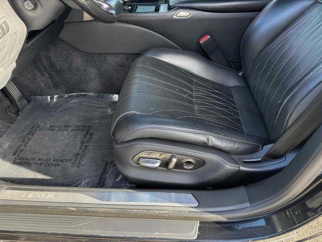 Used 2018 Lexus LS 500h w/ Luxury Package RWD image 15