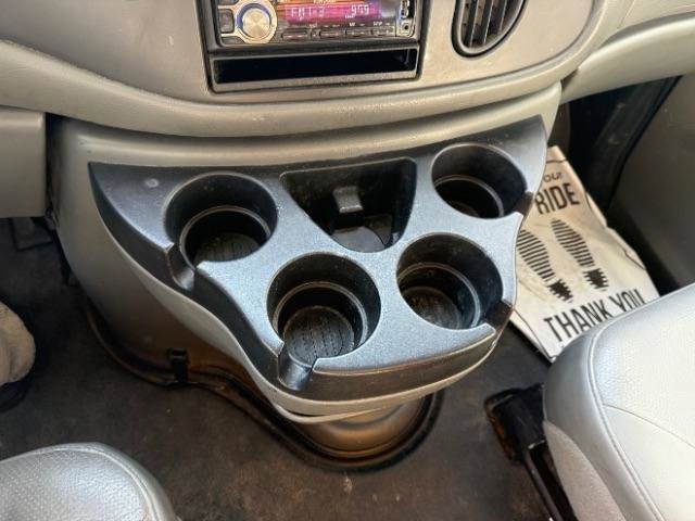 Used 2006 Ford E-450 and Econoline 450 E-450 image 27