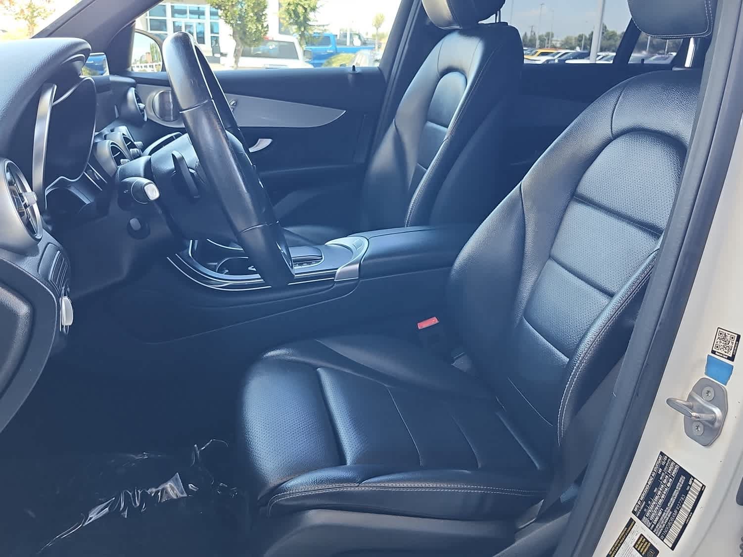 Used 2021 Mercedes-Benz GLC 300 image 17