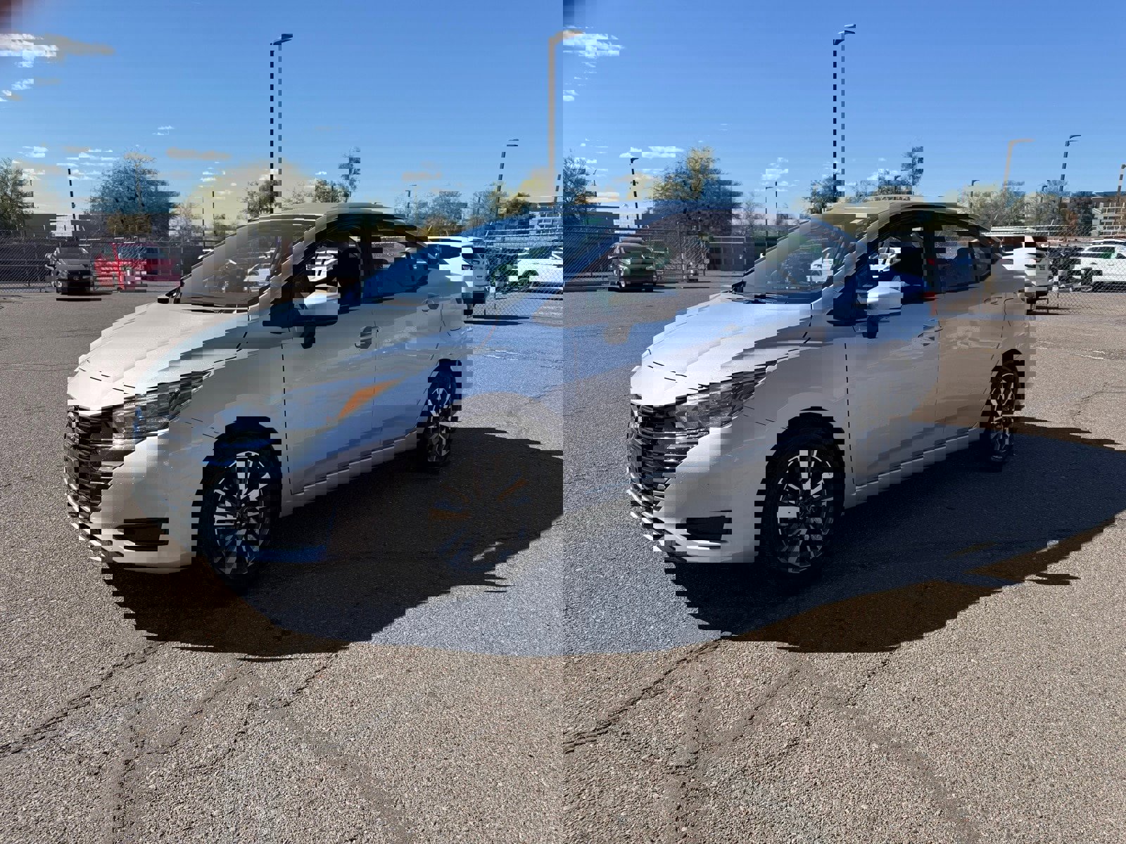 Certified 2025 Nissan Versa SV image 1