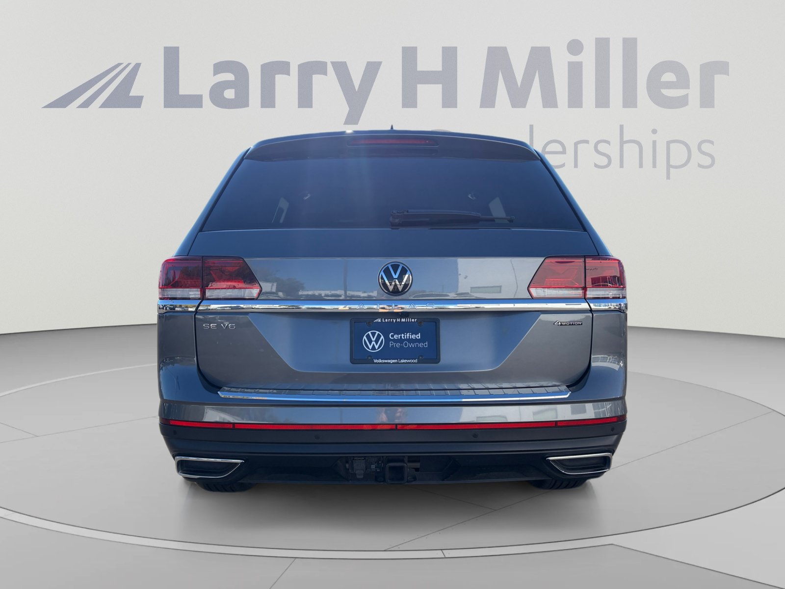 Used 2023 Volkswagen Atlas SE w/ Panoramic Sunroof Package AWD/4WD image 4