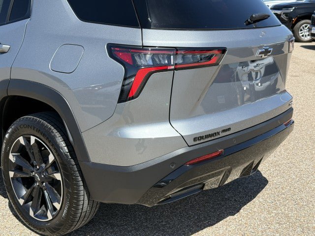 New 2027 Chevrolet Equinox RS w/ Convenience Package III AWD/4WD image 16