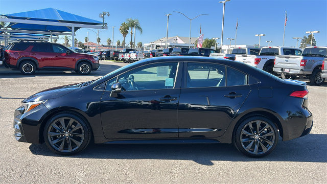 Used 2025 Toyota Corolla SE FWD image 7