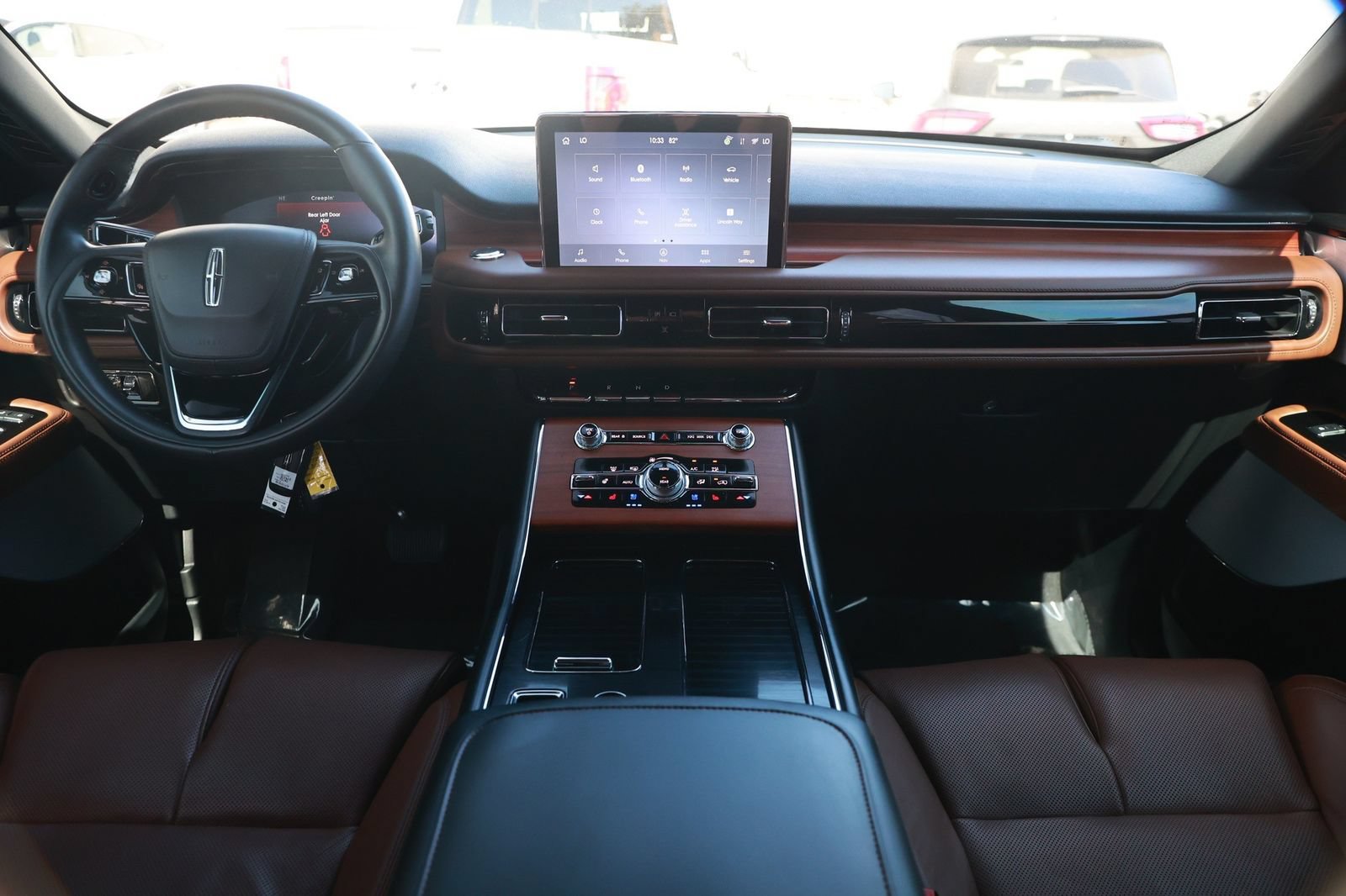 Used 2024 Lincoln Aviator Reserve w/ Equipment Group 201A RWD image 30