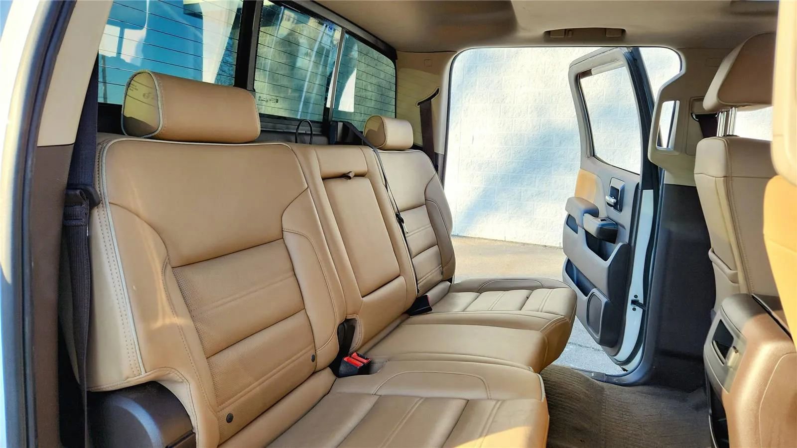 Used 2018 GMC Sierra 3500 Denali w/ Duramax Plus Package image 25