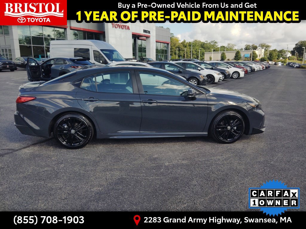 Used 2026 Toyota Camry SE FWD image 8