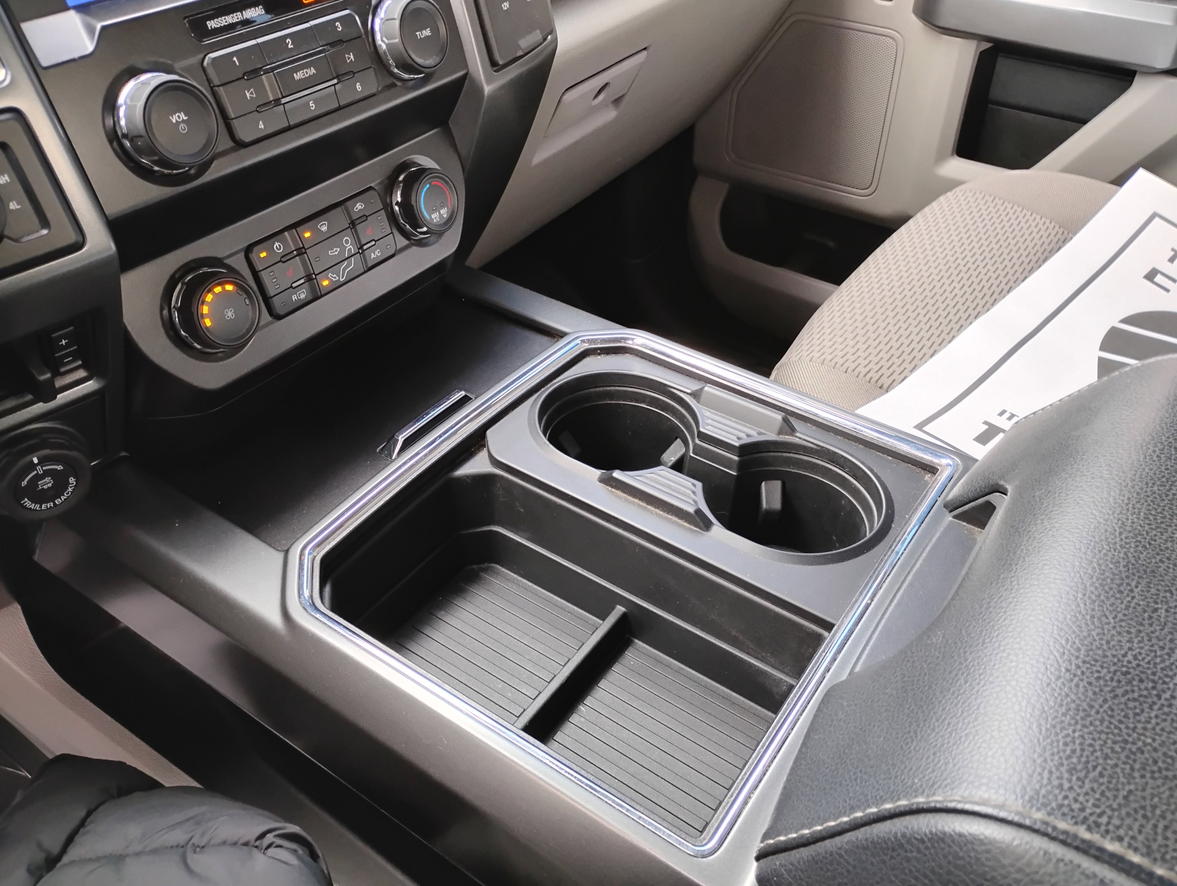 Used 2022 Ford F250 XLT w/ XLT Premium Package image 13