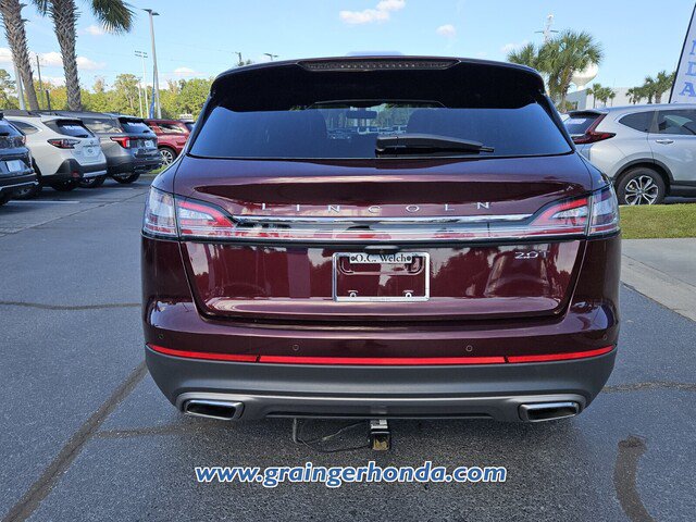 Used 2019 Lincoln Nautilus Select w/ Cargo Utility Package FWD image 4