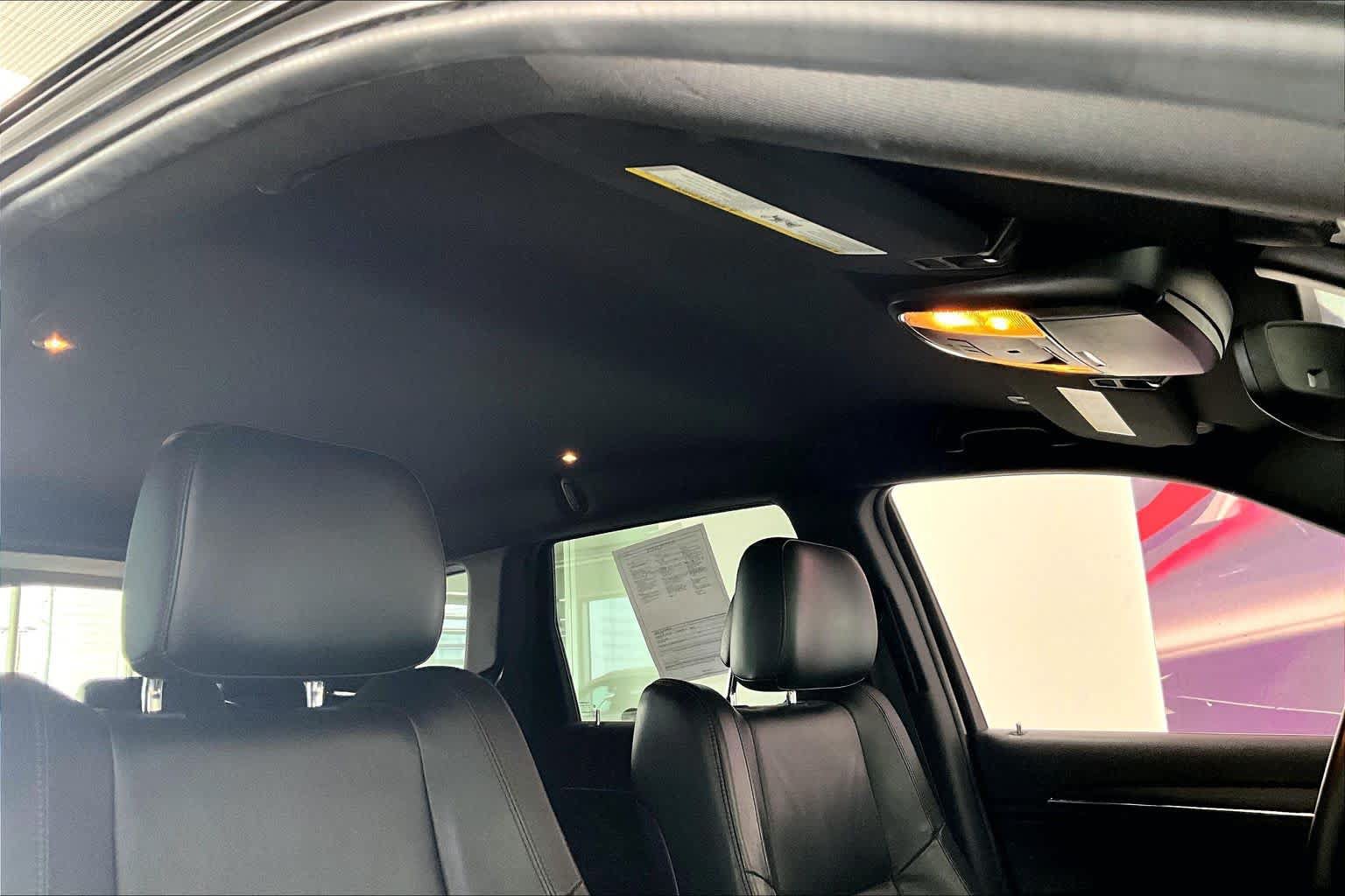 Used 2018 Jeep Grand Cherokee Limited AWD/4WD image 27