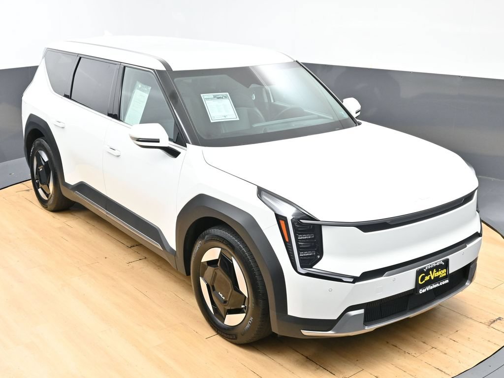 Used 2024 Kia EV9 Light RWD image 46