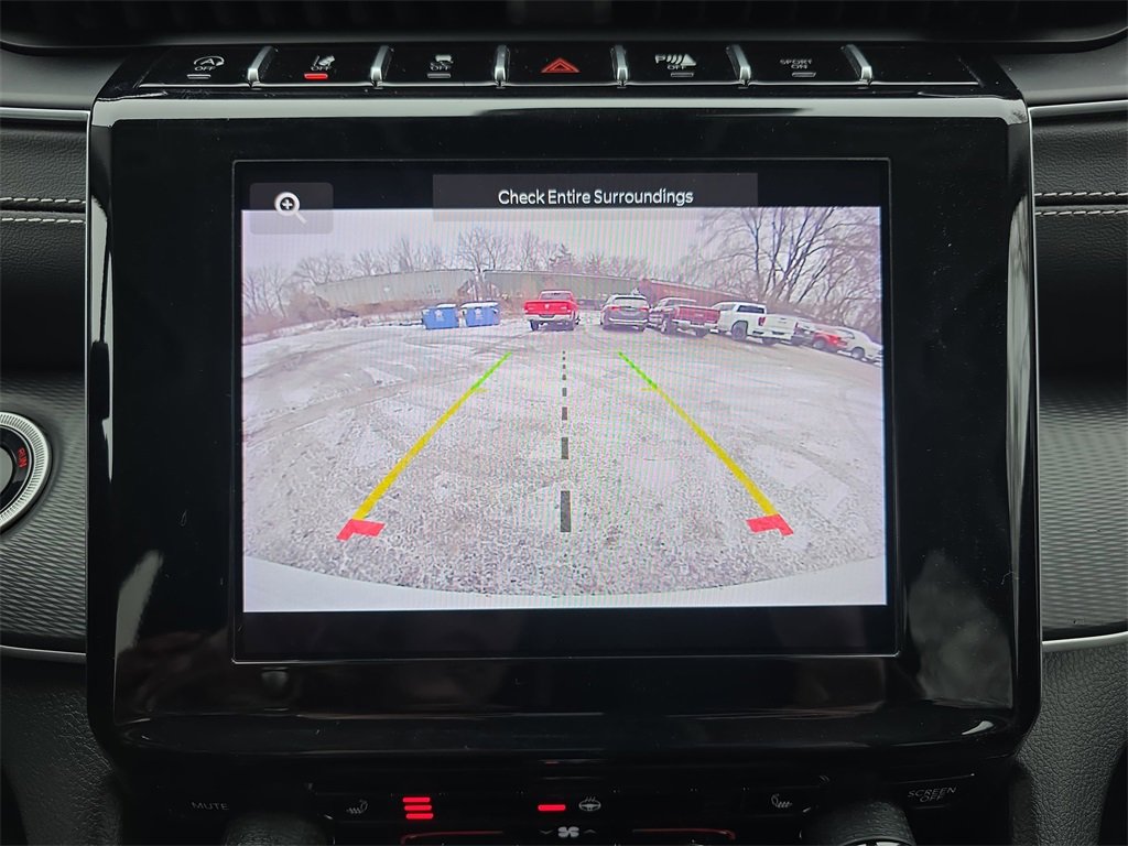 Used 2023 Jeep Grand Cherokee Laredo image 22