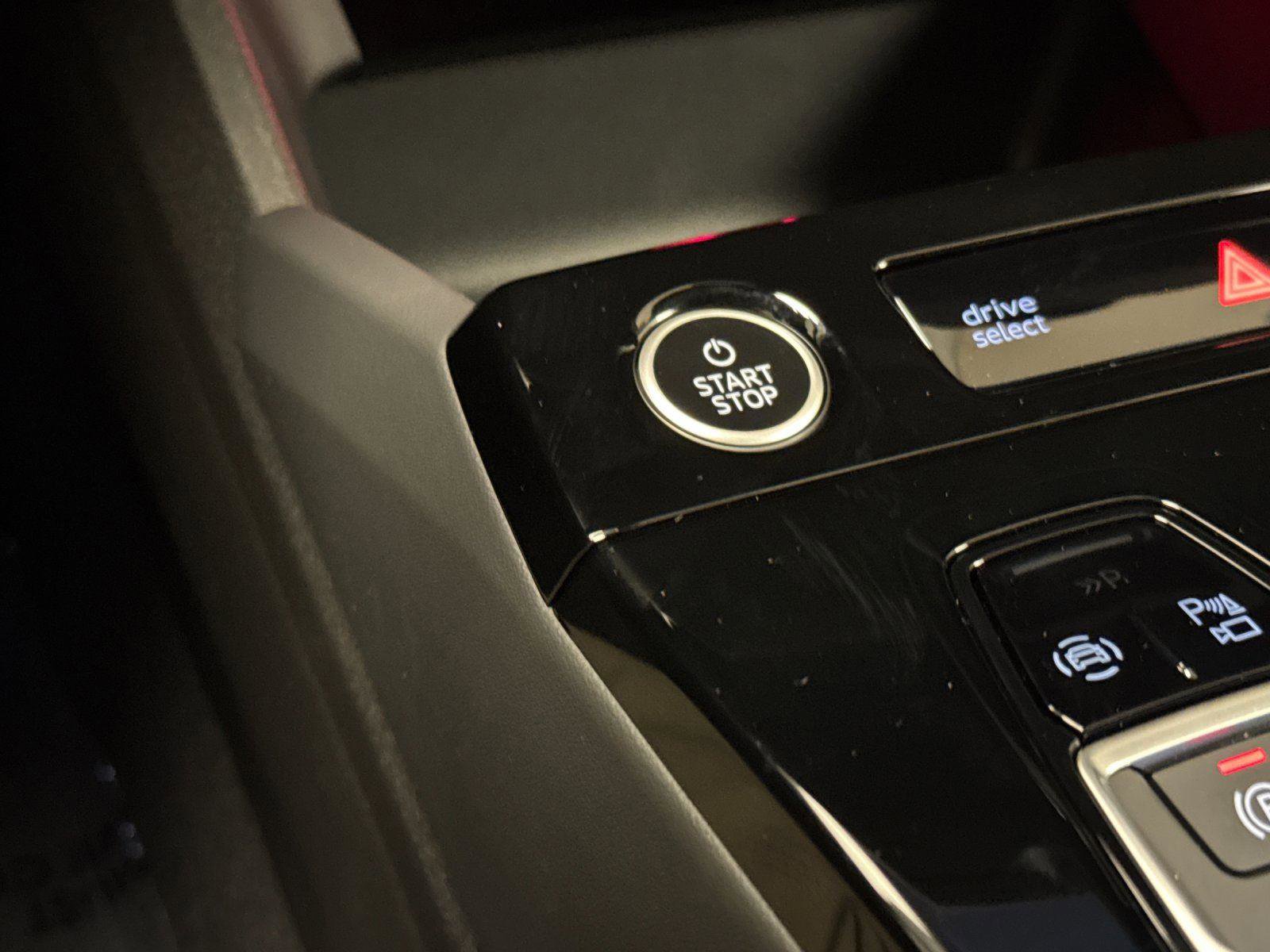 New 2027 Audi Q6 e-tron Premium Plus image 22