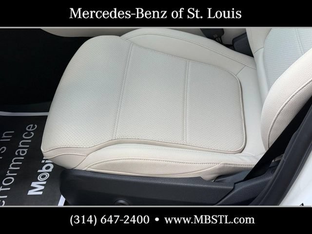 New 2026 Mercedes-Benz C 300 4MATIC Sedan image 14