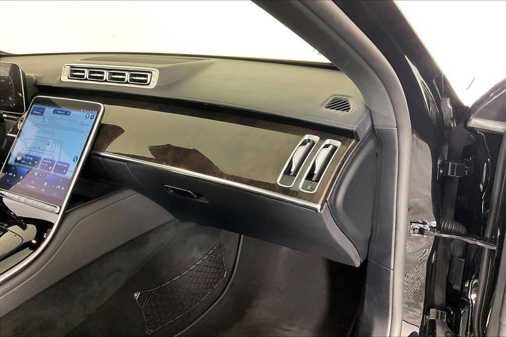 Certified 2023 Mercedes-Benz S 500 4MATIC w/ AMG Line image 14