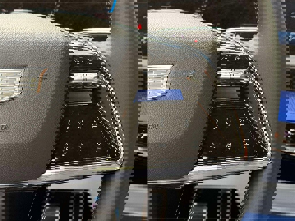 New 2025 Cadillac Optiq Sport 1 image 19