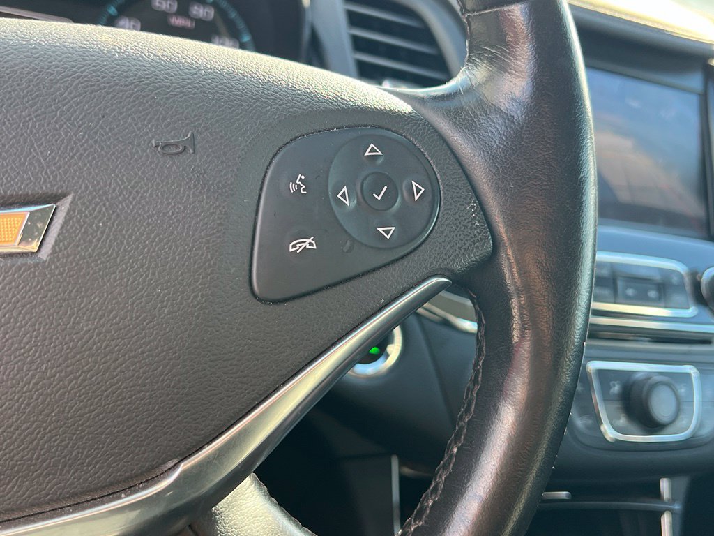 Used 2015 Chevrolet Impala LTZ FWD image 20
