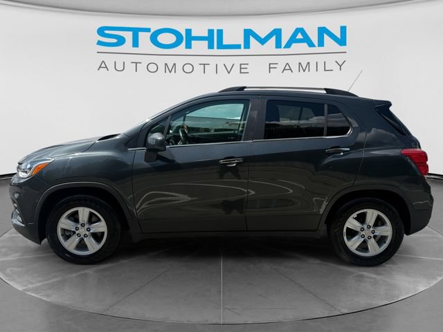 Used 2017 Chevrolet Trax LT w/ LT Convenience Package FWD image 8