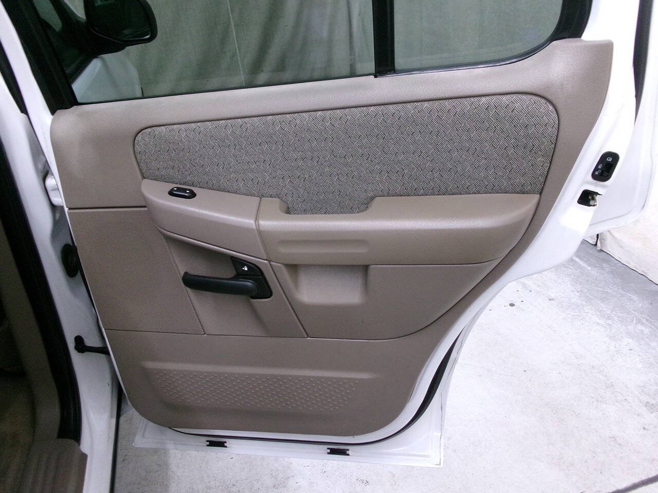 Used 2003 Ford Explorer Sport XLS AWD/4WD image 29