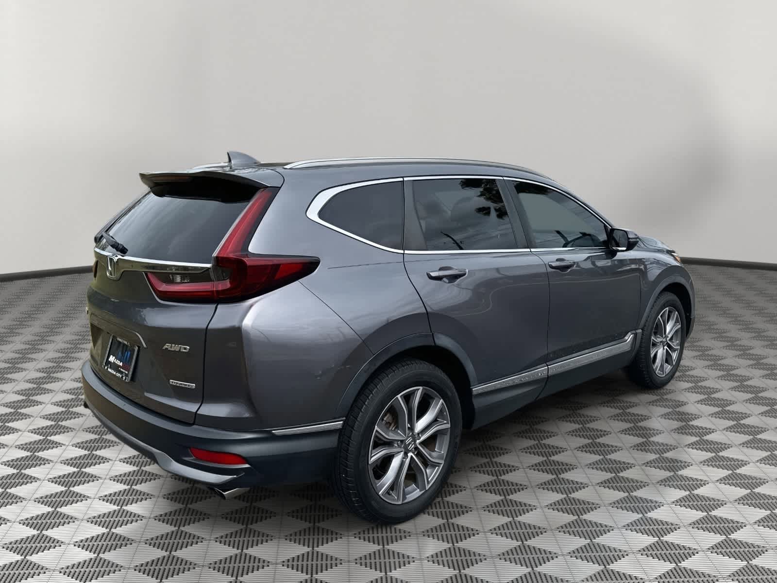 Used 2020 Honda CR-V Touring image 3