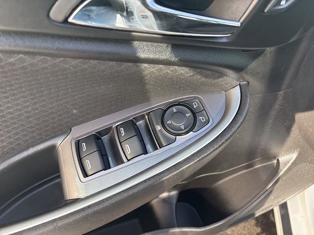 Used 2024 Chevrolet Malibu LT image 13