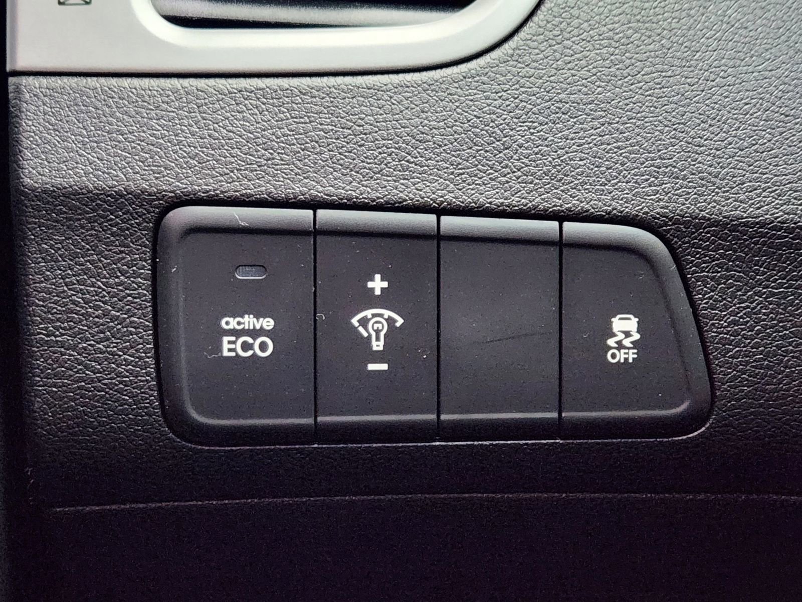 Used 2016 Hyundai Elantra Value Edition image 26