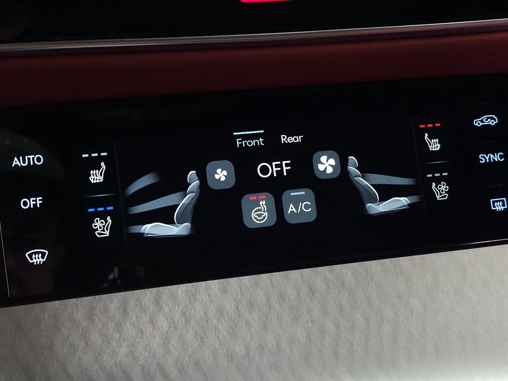 Used 2026 Genesis GV70 2.5T Sport Prestige image 26