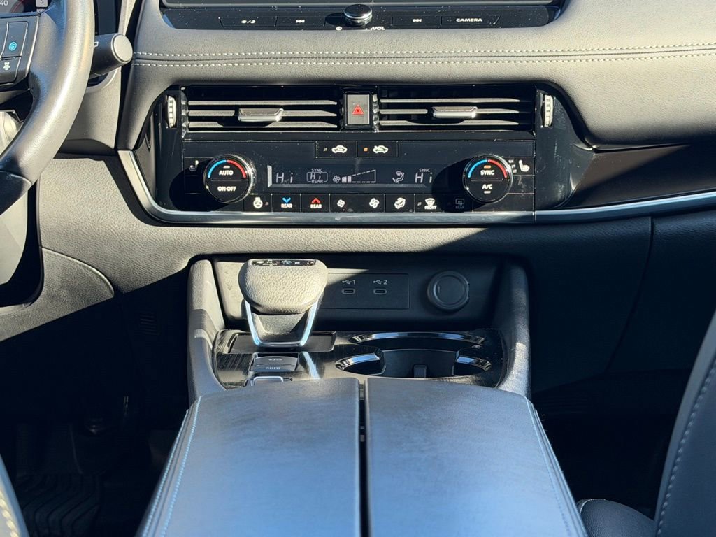 Used 2024 Nissan Rogue SL w/ SL Premium Package image 27