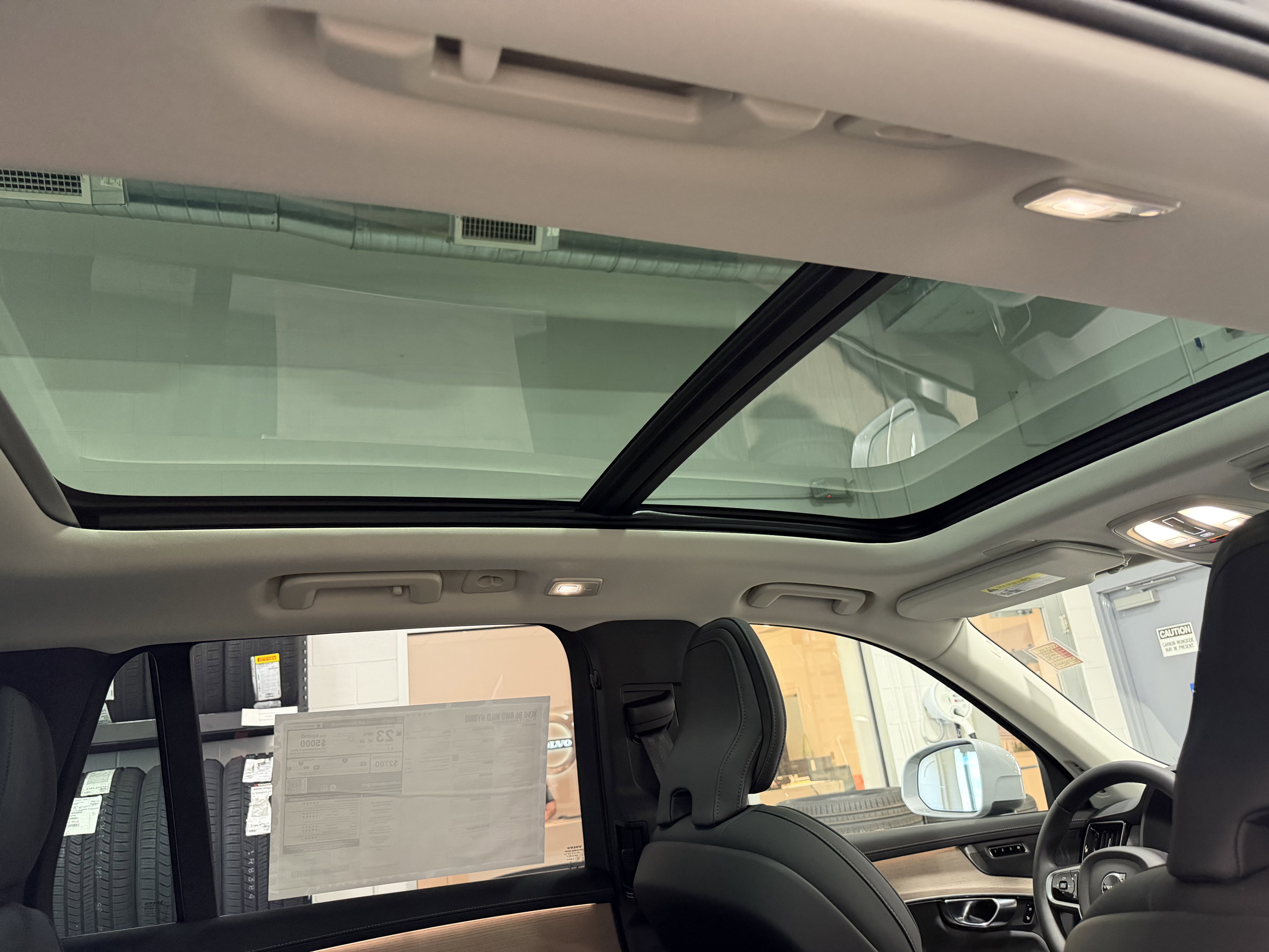 New 2026 Volvo XC90 B6 Plus w/ Protection Package Premier AWD/4WD image 30