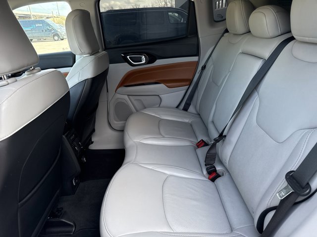 Used 2022 Jeep Compass Limited image 6