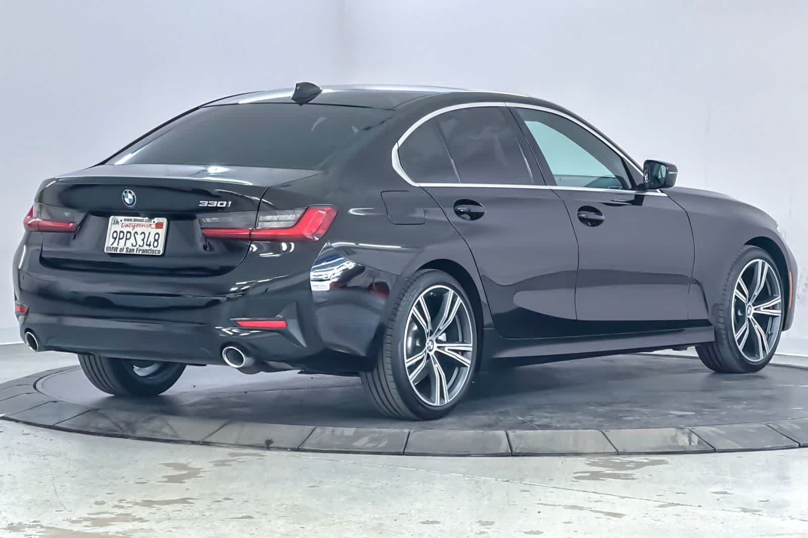 Used 2021 BMW 330i Sedan w/ Premium Package RWD image 2