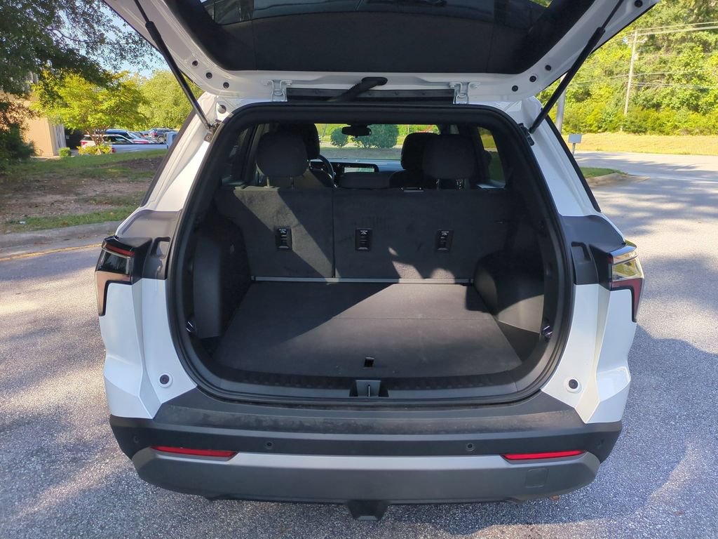 New 2026 Chevrolet Equinox LT FWD image 31