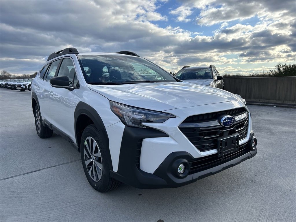 New 2025 Subaru Outback image 2