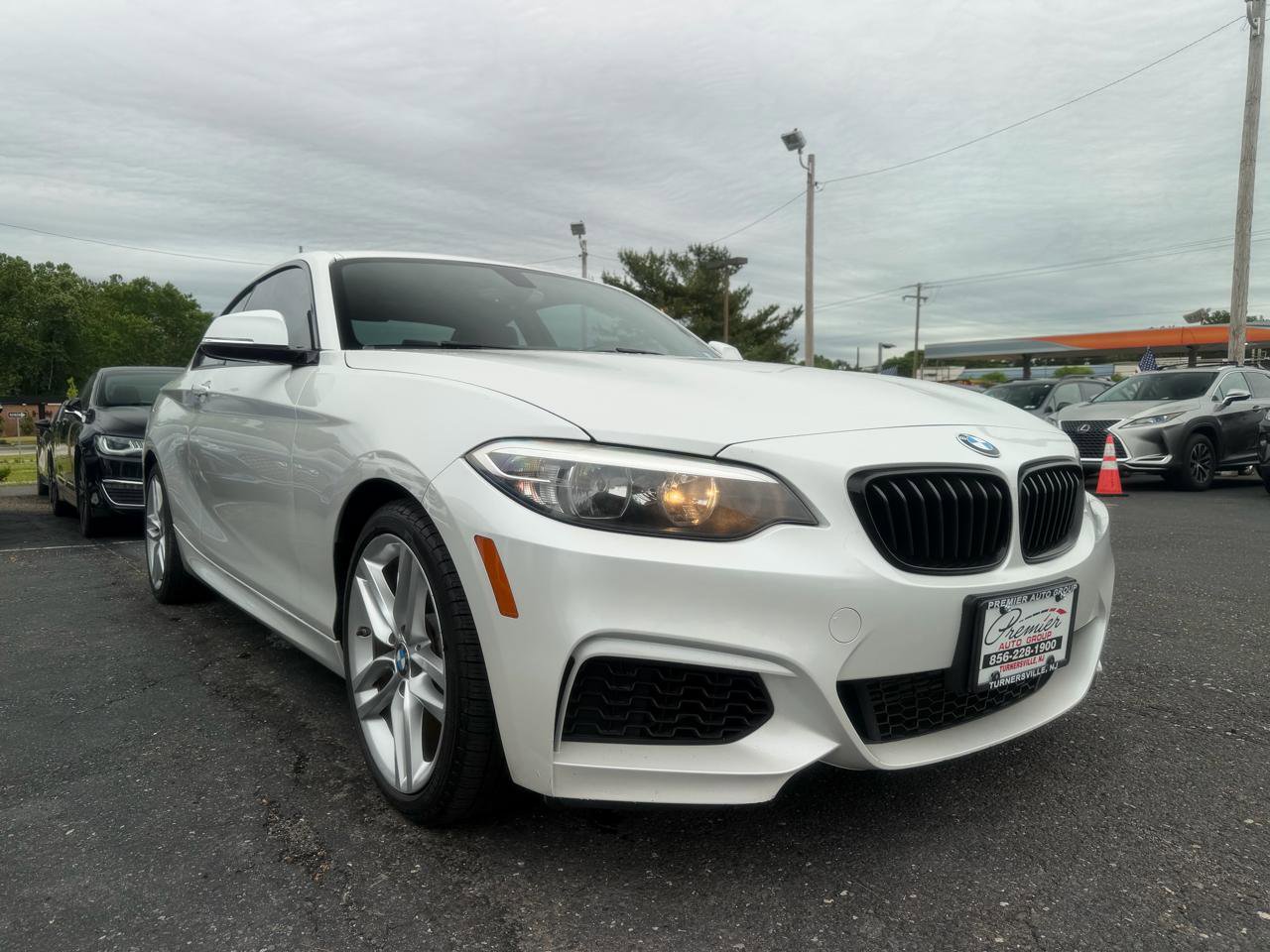 Used 2016 BMW 228i xDrive Coupe AWD/4WD image 3