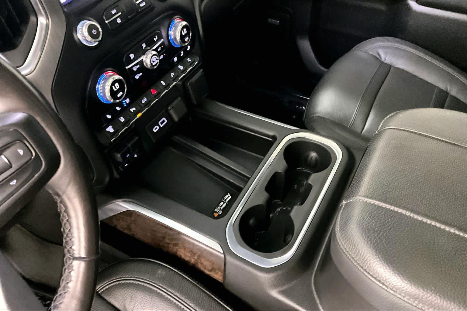 Used 2023 GMC Sierra 2500 Denali w/ Denali Ultimate Package AWD/4WD image 15