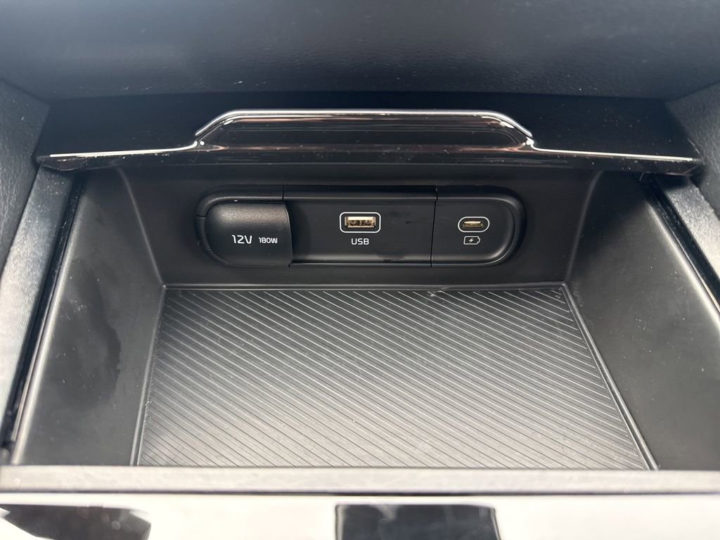 Used 2023 Kia Sportage LX image 31