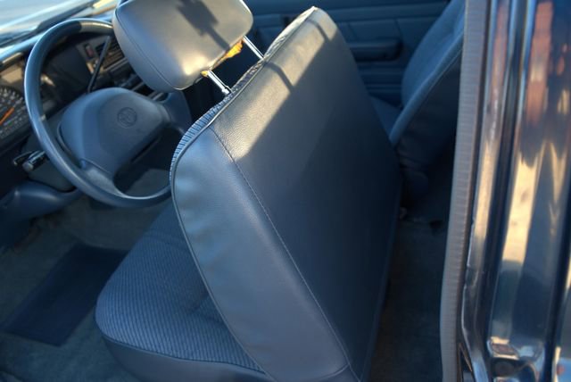 Used 1994 Toyota Pickup DX image 65
