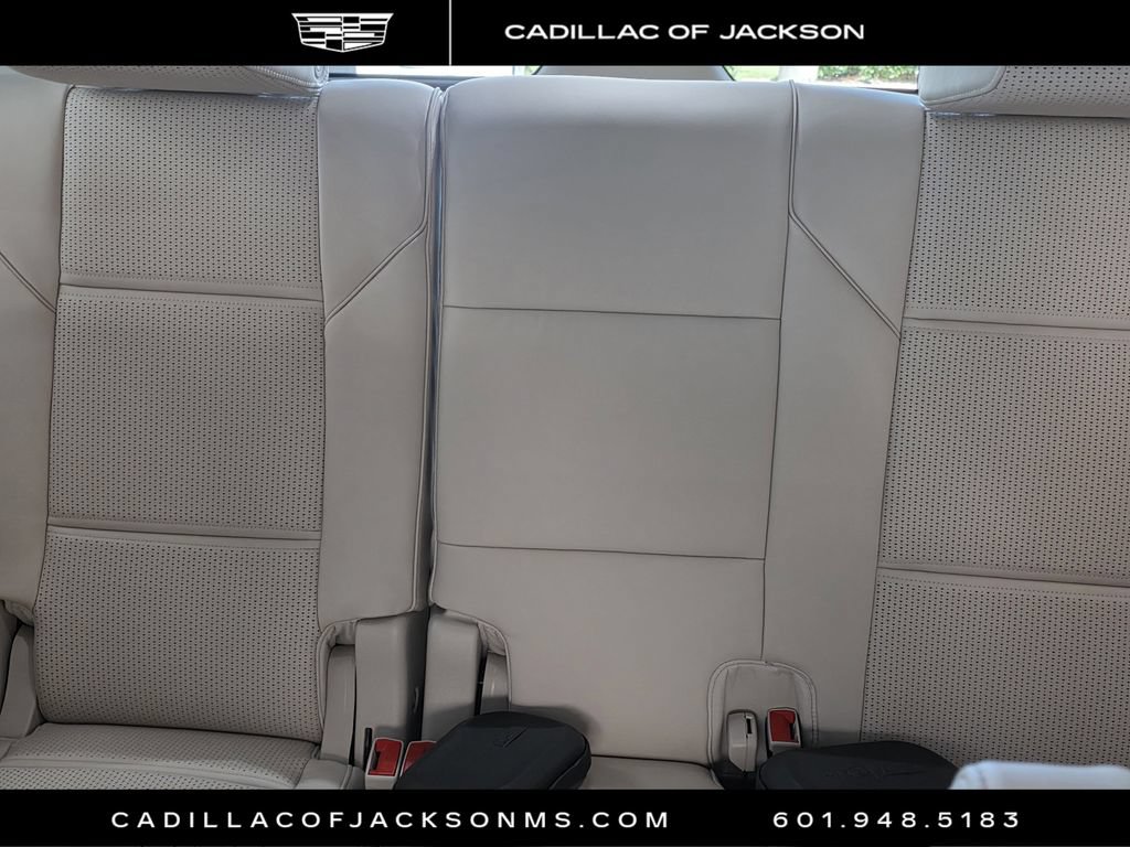 Certified 2026 Cadillac Escalade Platinum Sport w/ LPO, Floor Liner Package AWD/4WD image 25