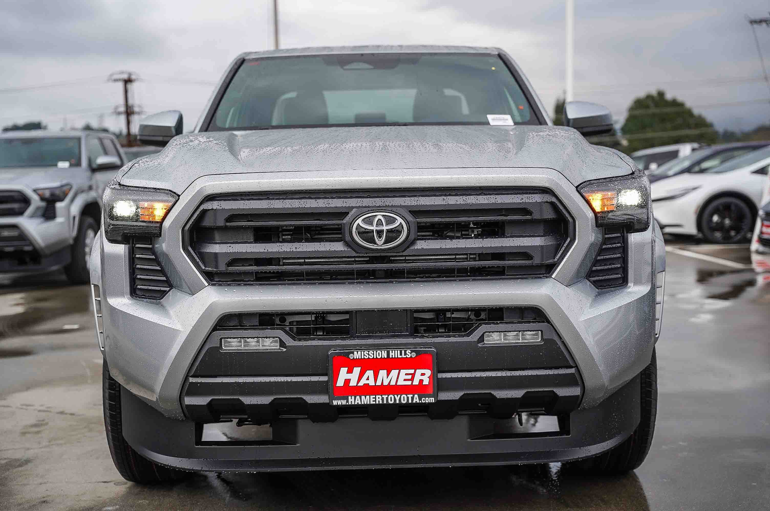 New 2026 Toyota Tacoma SR5 image 2