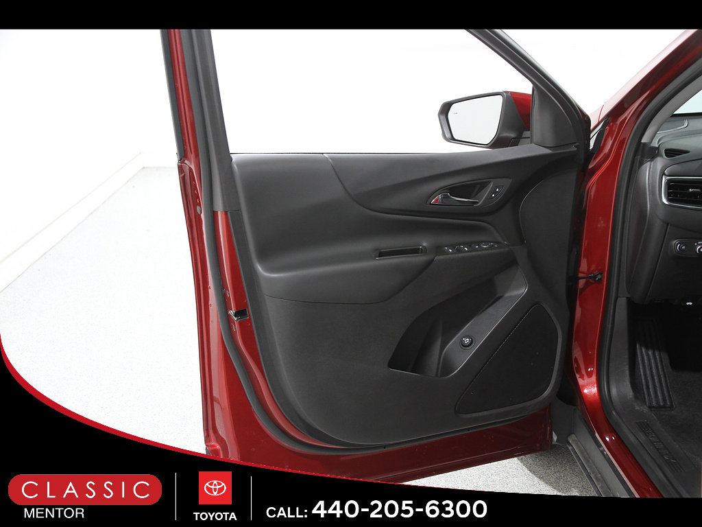 Used 2024 Chevrolet Equinox LT FWD image 4