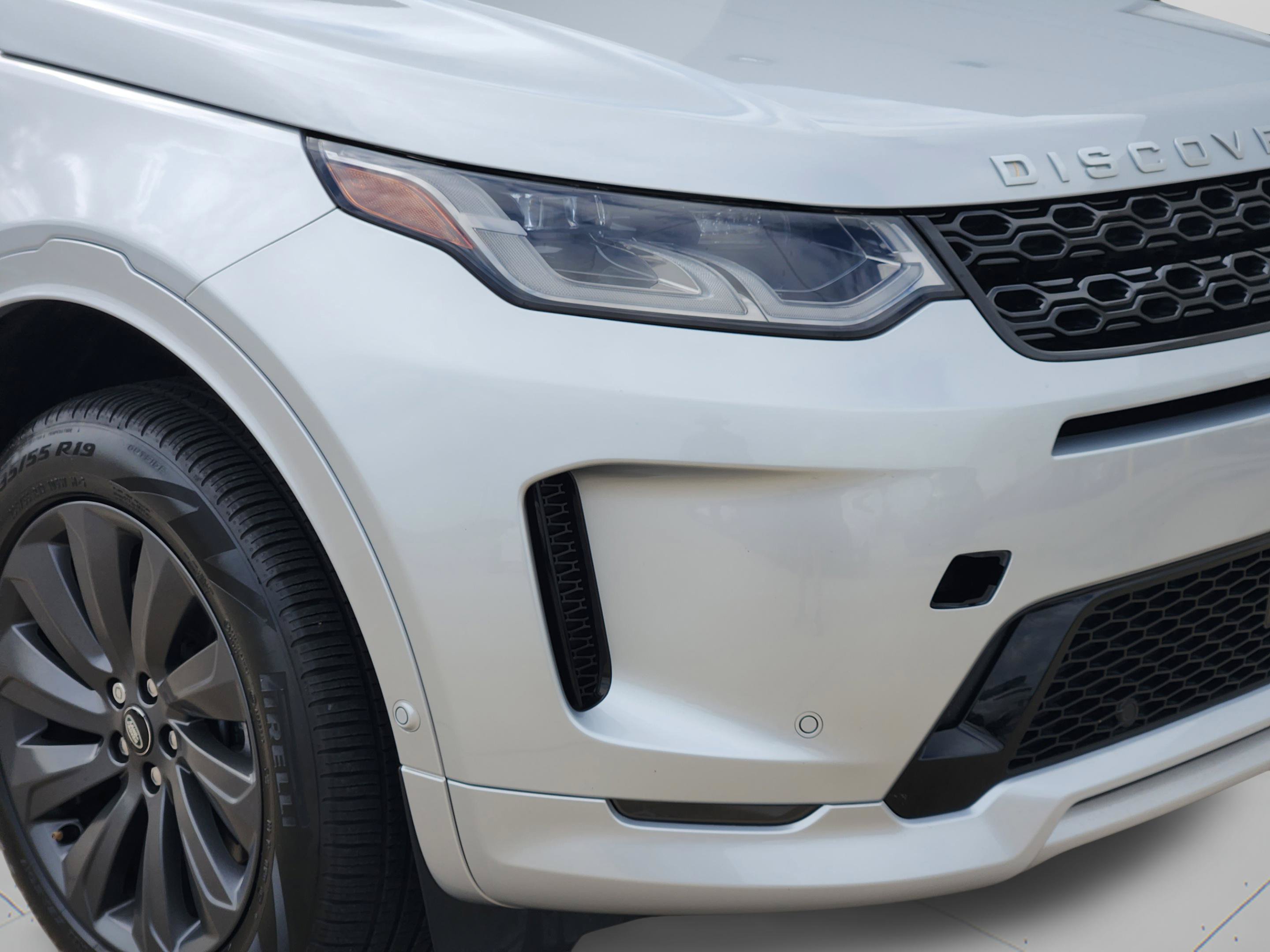 Certified 2025 Land Rover Discovery Sport S AWD/4WD image 34