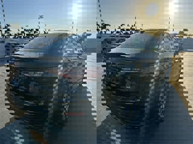 Used 2024 Volkswagen Jetta SE image 34