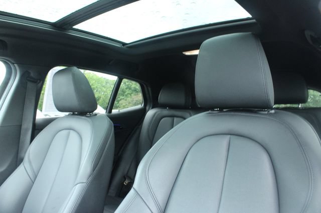 Used 2022 BMW X2 xDrive28i w/ Convenience Package AWD/4WD image 14