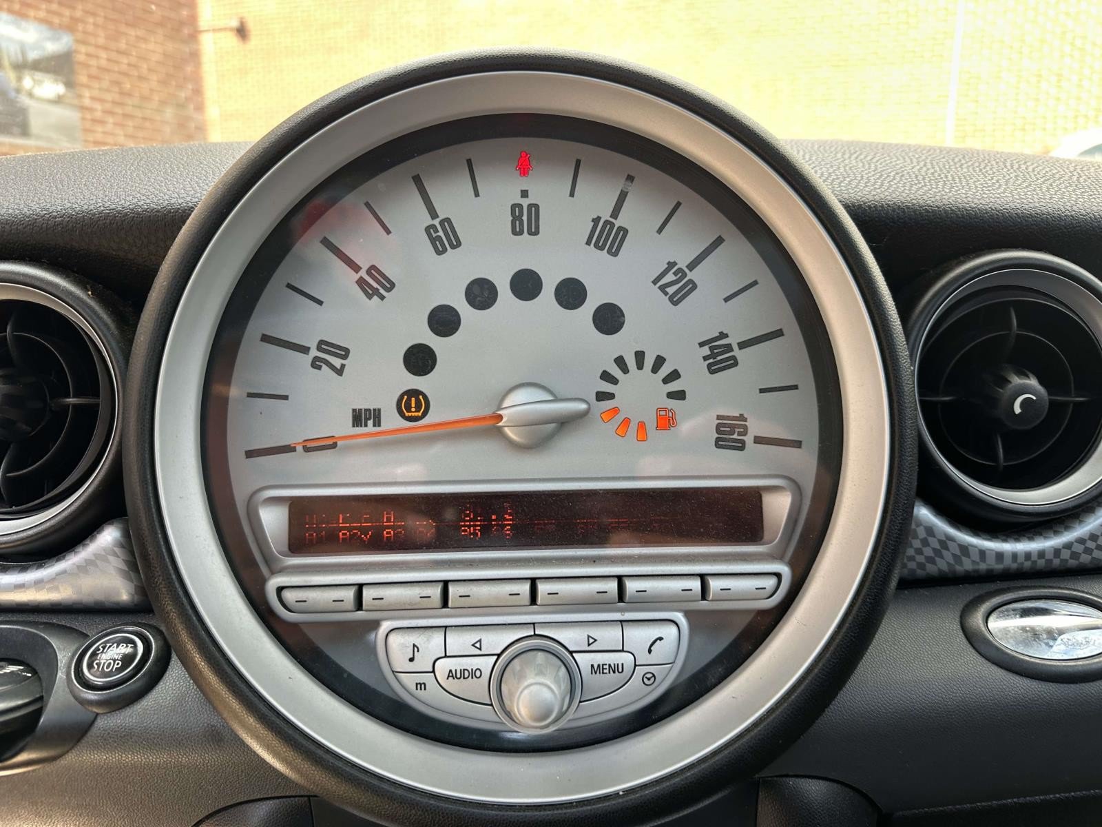 Used 2009 MINI Cooper S FWD image 17