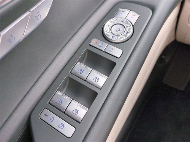 Used 2025 Genesis GV80 3.5T Prestige image 23